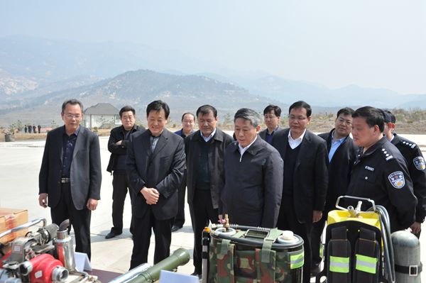 市委副书记、市长张术平检查指导森林防火工作