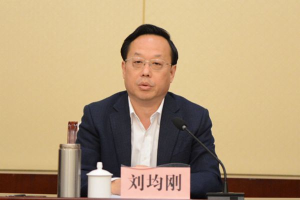 山东省山区国土绿化现场会在我市召开