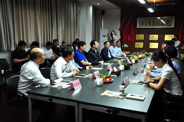 李沂明率团赴广东考察学习木业产业转型升级发展经验