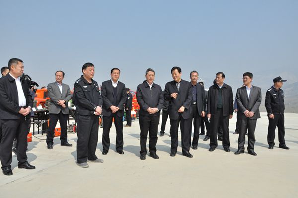 市委副书记、市长张术平检查指导森林防火工作